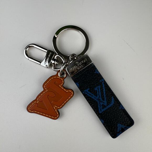 💎✨ Authentic Louis Vuitton Monogram LV Record Tab Bag Charm Key Holder Blue - Picture 3 of 3